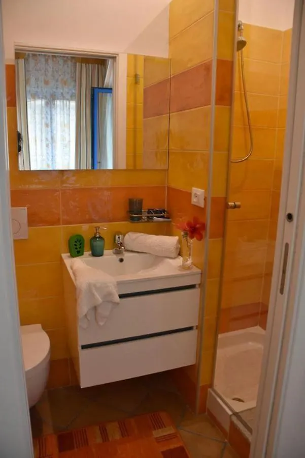 Donna Carmela - Da Rosa Bed & Breakfast Letojanni